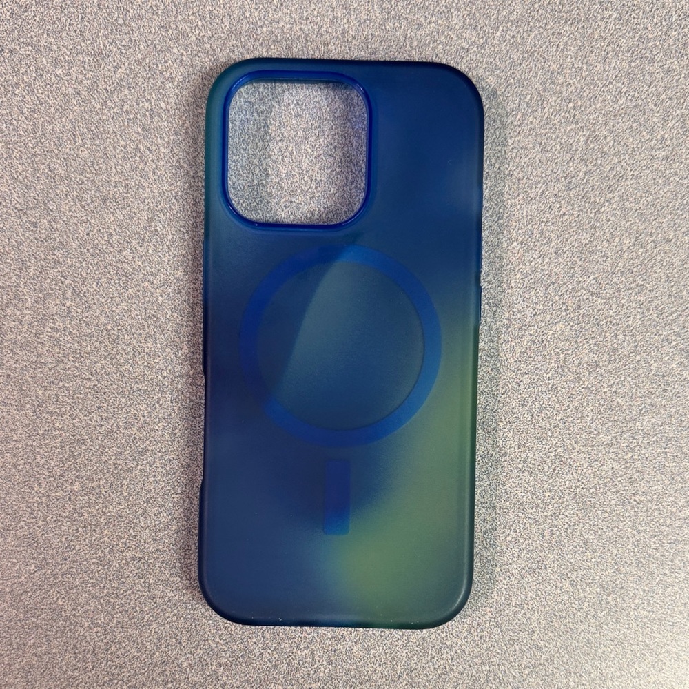 OtterBox Phone Case Mag safe for iPhone 16 Pro.Northern lights (blue)